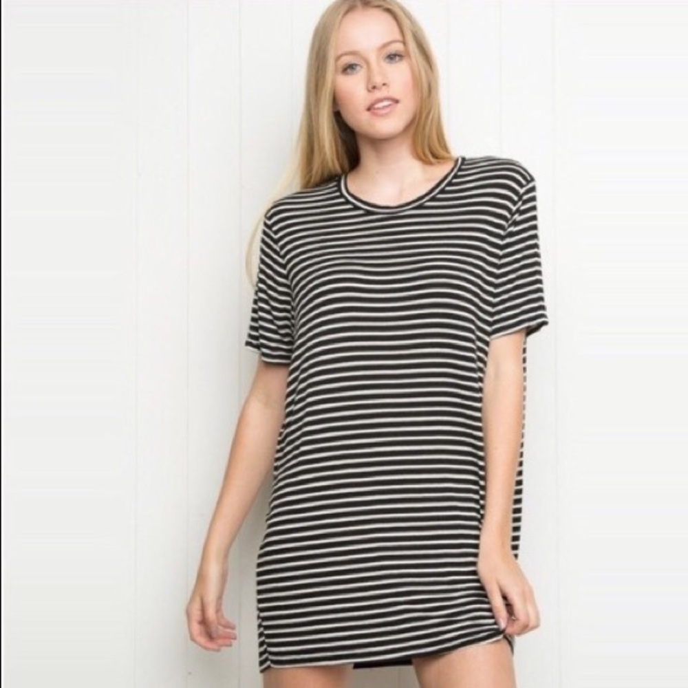Brandy Melville Luna stripped shirt